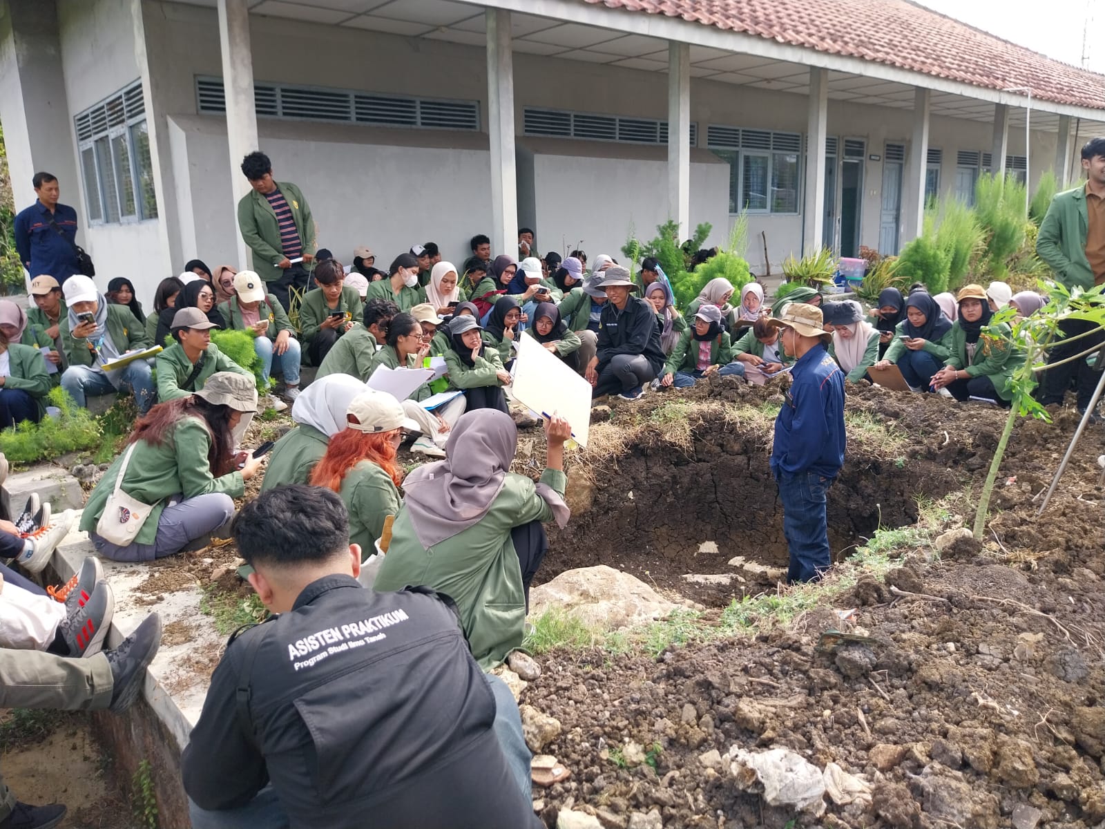 Program Studi Ilmu Tanah